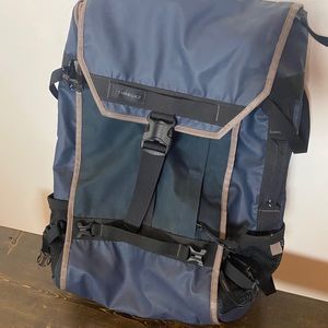 Timbuk2 aviator travel backpack/ shoulder bag